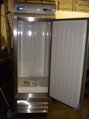 New brand , single door cooler by entree/conotech