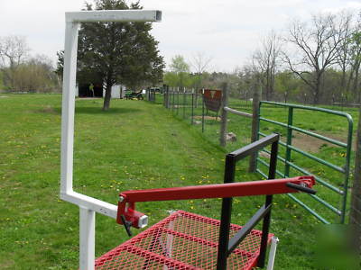 Goat sheep fitting milking hoof trimming stand lift 32