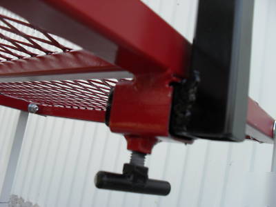Goat sheep fitting milking hoof trimming stand lift 32