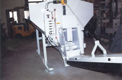 Concrete mixer - 3 cubic yard