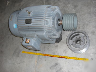 New 30 hp general electric motor, w/ pulleys