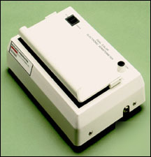 Wolf x-ray hand-held dual-color sensitometer
