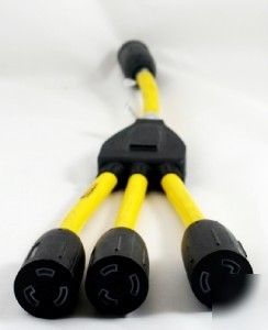 Twist-to-lock 3-outlet 12/3 sty 20A power cord w adpter