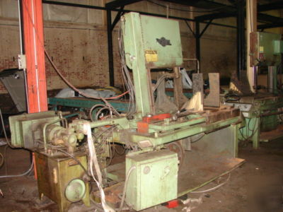 Doall industrial saw model tf-2021M