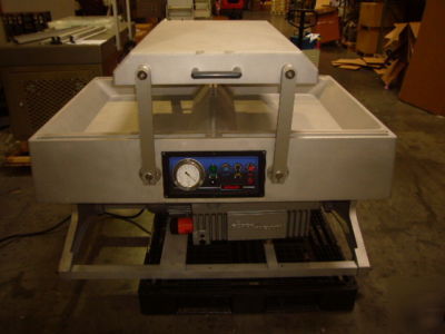 Koch ultravac 2100A double chamber vacuum packaging