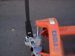 New brand 5500 lbs pallet jack 7 year pump warranty 