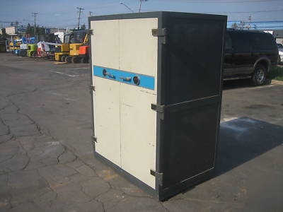 Safe gun safe fireproof safe used schwab safe w/ combo