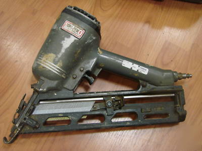 Senco SFN40 finish nailer 2 1/2