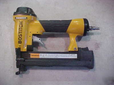 Bostitch tools outward fabric to foam stapler SL1250C