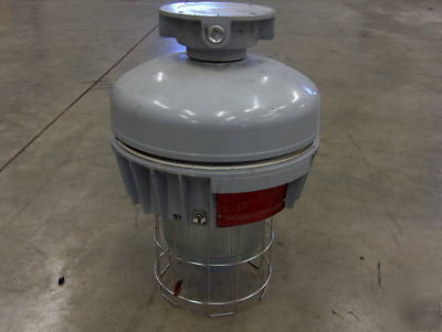 Cooper crouse-hinds explosion proof incandescent light 