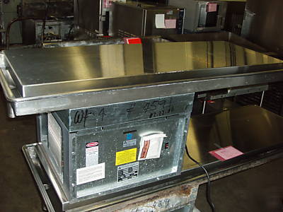 Atlas wf-4 frost top w/granite slab used only 2 years