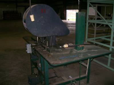 Alva allen 12 ton inclinable open back bench press BT12