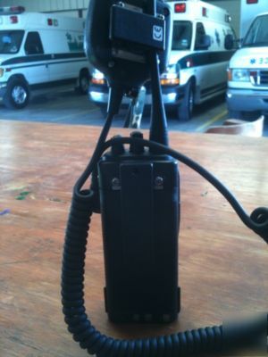Kenwood tk-373G uhf fm transceiver radio
