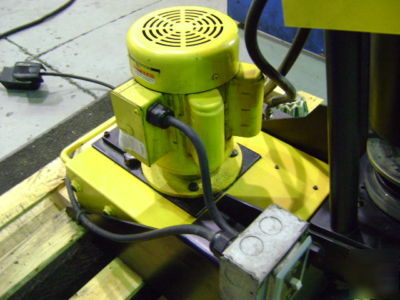 Parker superkrimp hose crimper hydraulic 88C-082 w/dies