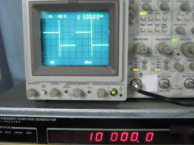 Hewlett packard hp 3325A function generator opt 2/cal 
