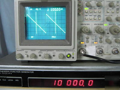 Hewlett packard hp 3325A function generator opt 2/cal 