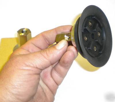 Smc vacuum pads for heavy duty material handling