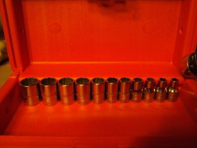 Snap-on 12 pc. 1/4 drive metric socket set 14MM-5MM