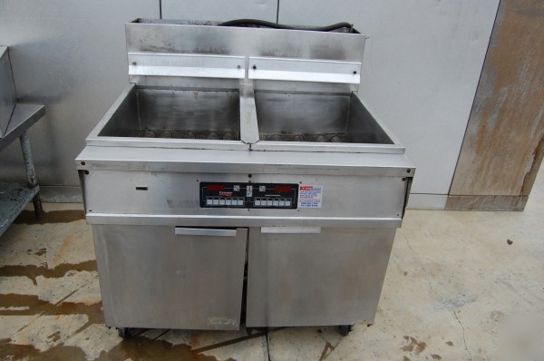 2 frymaster computer magic gas deep fat fryer propane