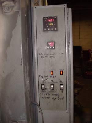 Despatch gas powdercoating oven