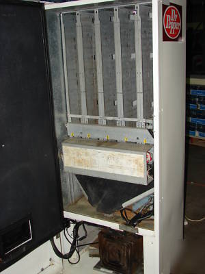 Dr. pepper DN260 dixie narco / antique soda machine 