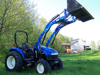 New holland TC40D 4X4 compact diesel tractor loader 