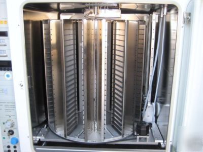 Heraeus cytomat 6000 automated plate shuttle incubator