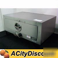 Used toastmaster 3A81 ss bun / chip / food warmer
