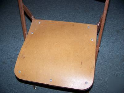 Lot of 20 metal folding chairs with wood seat 