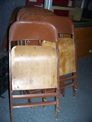 Lot of 20 metal folding chairs with wood seat 