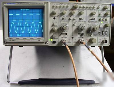 Tektronix 2232 100MHZ storage oscilloscope nice gwo 