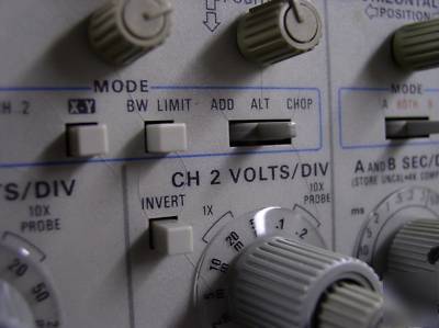 Tektronix 2232 100MHZ storage oscilloscope nice gwo 