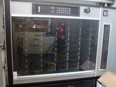 Vending machines lot of 8 soda, sandwiches,coffee 